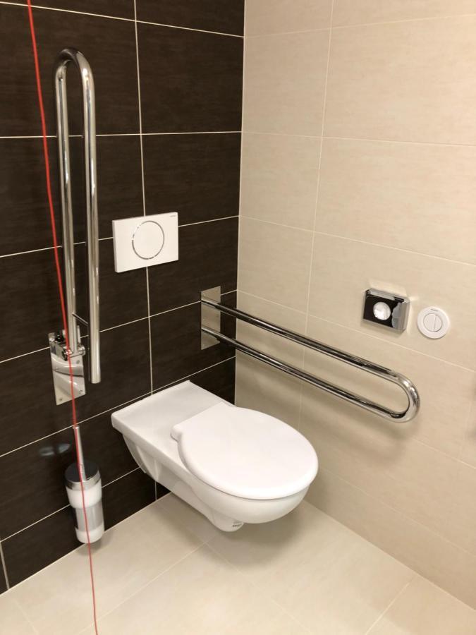 Jukebox Hotel Зноймо Экстерьер фото